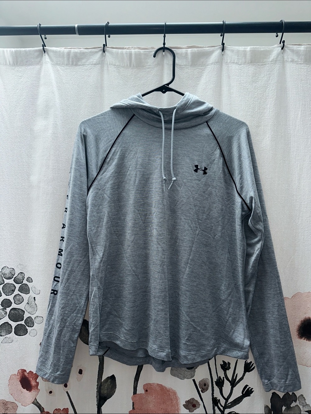 Under Armour Light Gray Pullover Hoodie with Black Logo